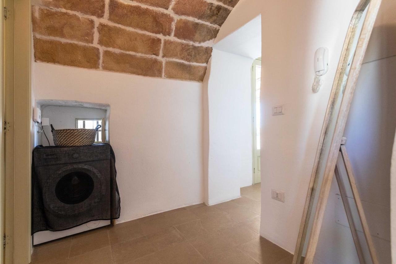 Dimora La Pinta '700 Apartment กัลลีโปลี ภายนอก รูปภาพ